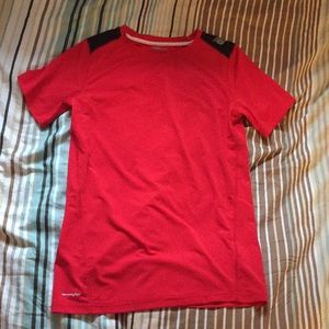 New Balance red t shirt boys xl